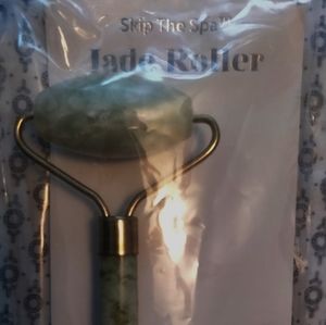 Jade face roller